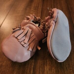 Tickle Toes Genuine Leather Baby Moccasins‎ Pink Fringe Elastic Fit Size 6-12